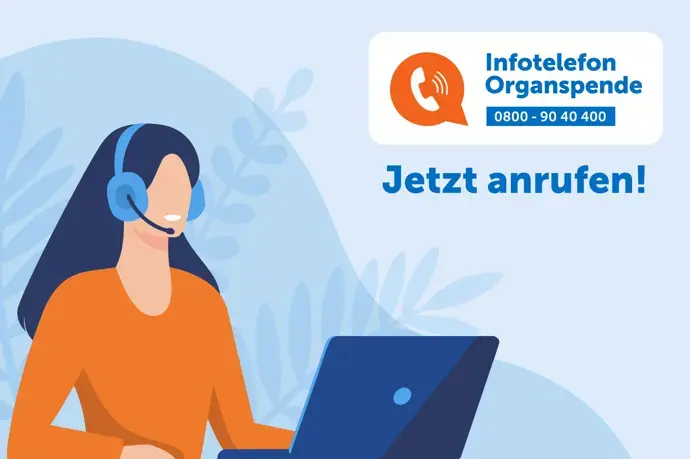 Das Bild zeigt eine Illustration von einer Frau mit Headset vor einem Laptop.